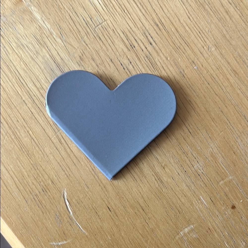 Choice of heart shaped bookmark - Picture 2 of 3